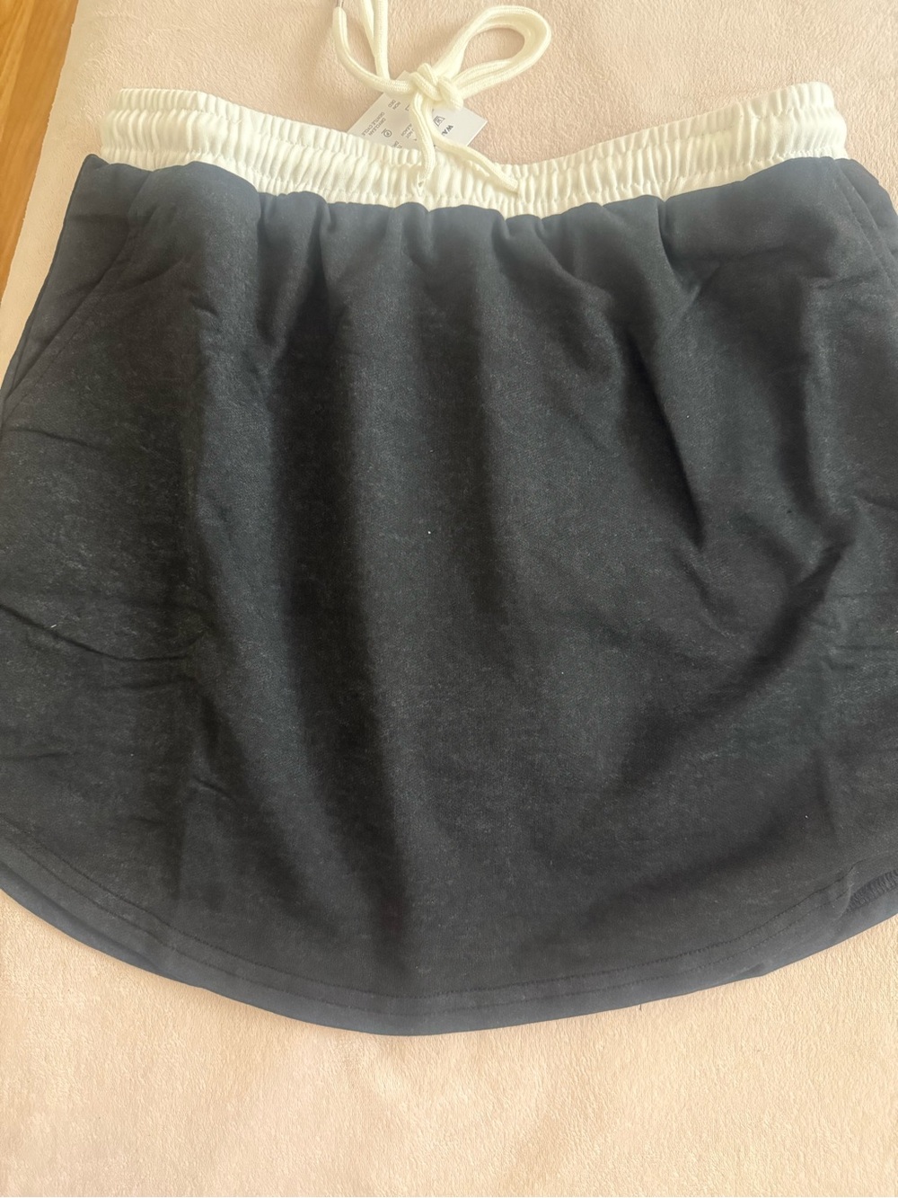 Women’s Black Drawstring Waist Skirt